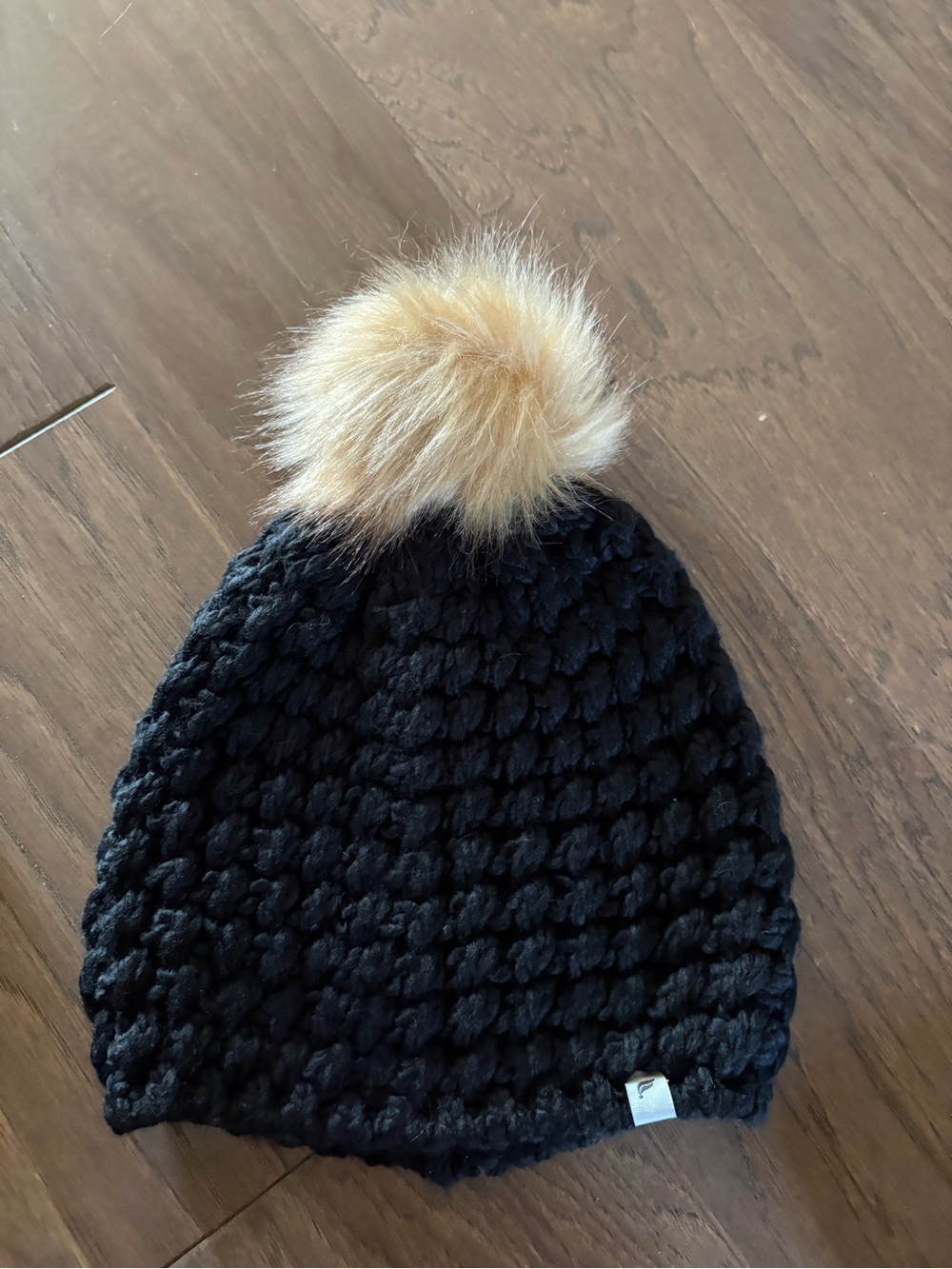 Fabletics Hat - Picture 2 of 3